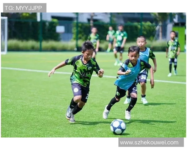 贝臣足球引领潮流探索新战术助力青少年足球发展与国际交流